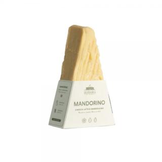 Mandorino (kräftige veggi Alternative Hartkäse)